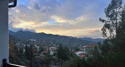 Mountain Retreat in Kakopetria, Cyprus - Perfect for Families