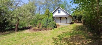 Vacation home in the Ore Mountains with a large property - ideal for hikers and families