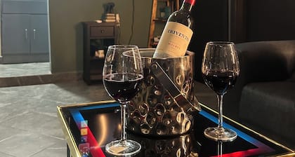 Mateo'S 504 Apartments