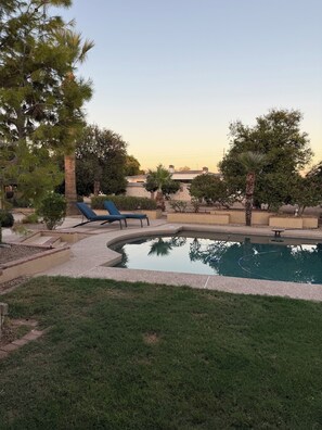 Pool - Serene 4-bedroom house in vibrant Scottsdale! Close to EVERYTHING!! (Scottsdale)