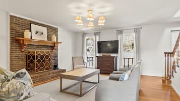 TV connectée, cheminée