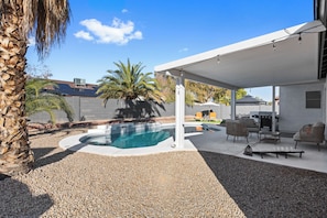Terrace/patio - Summer Deal! Pool Home! Fast WiFi! Relocating! (Phoenix)