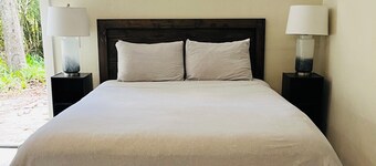 Central Studio Surrounded by Forest. Calm & Comfort