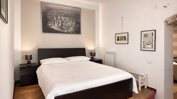 1 camera, Wi-Fi, lenzuola