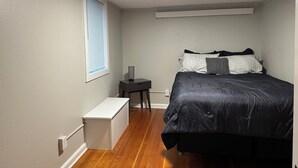 Unclassified image, 5 of 12, button - Cozy and charming 2-bedroom home in Norfolk, next to an outdoor walking track (Norfolk)
