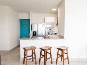 Private kitchen - Ventanas Ocean View -V3-7C- 2 bed, 2 bath (Punta Chame)