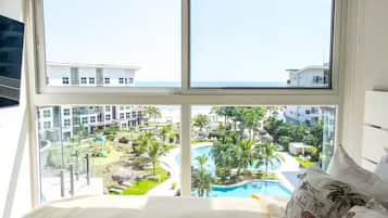 2 slaapkamers, een strijkplank/strijkijzer, internet, beddengoed