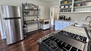 Microwave, oven, stovetop