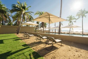 Property grounds - Anera: Best Beachfront Apartment in Playa Blanca (Playa Blanca)