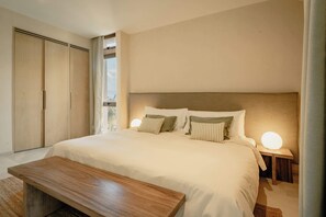 1 dormitorio, tabla de planchar con plancha, wifi y ropa de cama