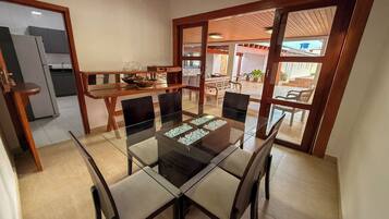 Casa conforto, 3 quartos | Sala de jantar
