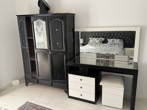 3 Schlafzimmer, Bügeleisen/Bügelbrett, WLAN, Bettwäsche