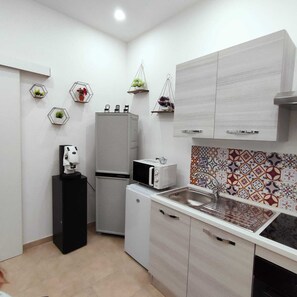 Private kitchen - Angy's Little House is a small abode a 10-minute walk from downtown (Palermo)