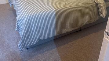 2 Schlafzimmer, Bügeleisen/Bügelbrett, WLAN, Bettwäsche