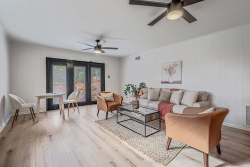 Cozy 4BR/3BA Home in Central Little Rock