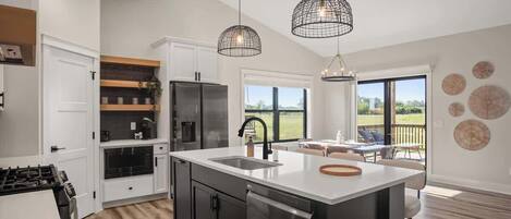 Fridge, microwave, oven, dishwasher