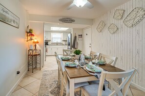 Dining - Pet-Friendly Home 12 Mi to WEC & Dtwn Ocala! (Ocala)