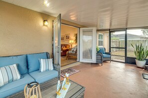 Televisie, boeken en een stereo