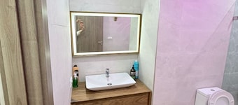 Luxury 2-Bedroom Apartment | Cosy & Modern Comfort