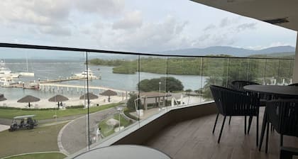 escondidapanama | 305A | 8ppl | 6 Beds | 3BR/3BA