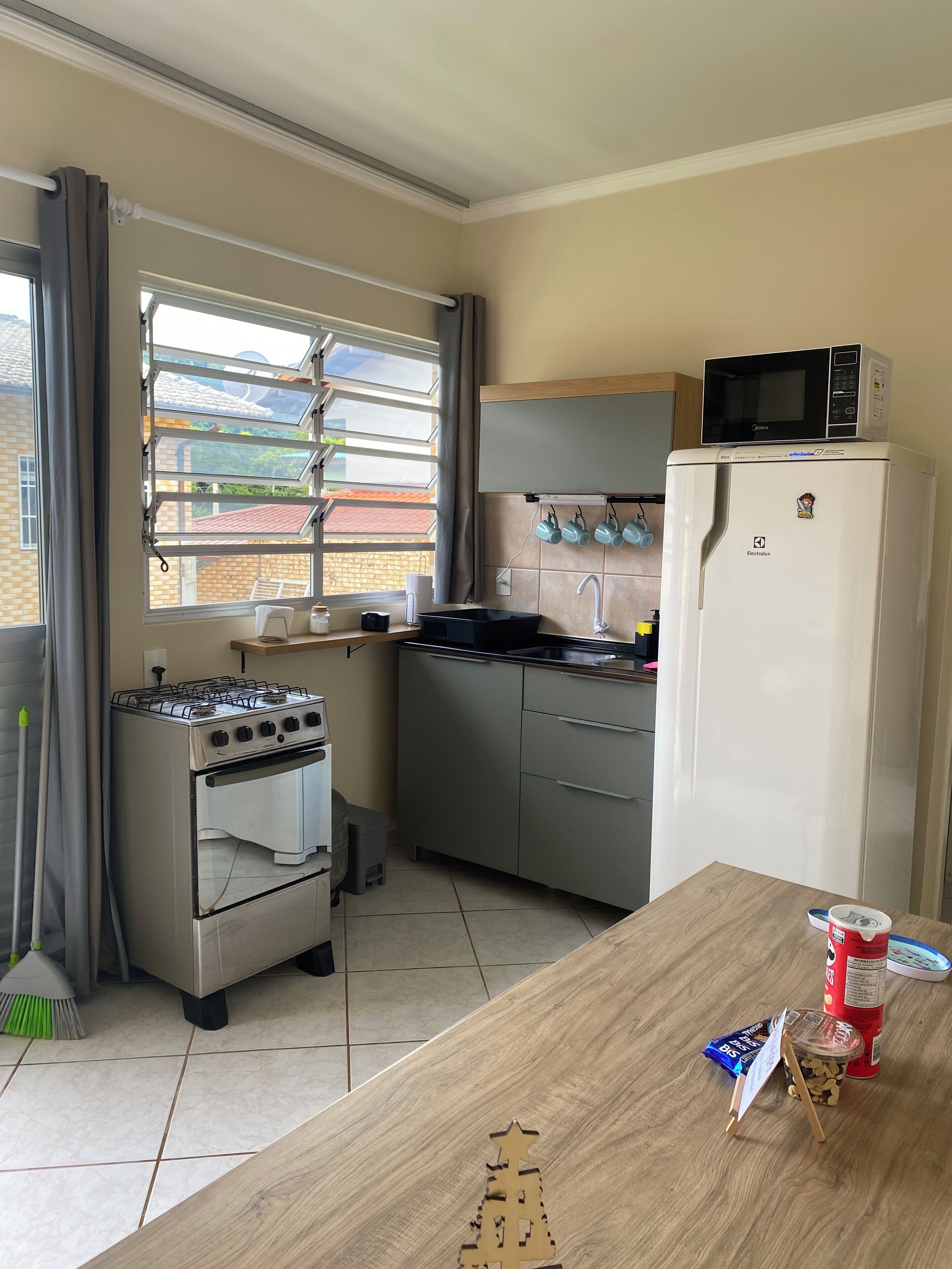 Microwave, oven, stovetop