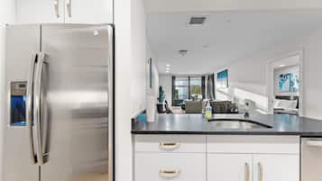 Apartment, 2 Bedrooms | Interior