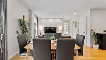 Apartment, 2 Bedrooms | Interior