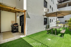 Apartamento básico | Opções para refeição ao ar livre