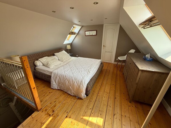 4 bedrooms, iron/ironing board, travel cot, WiFi - Charming house close to the sea. (Lanildut)