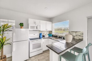 Fridge, microwave, oven, stovetop - Hawksbill 201 | Beach Studio | Heated Pool (Lauderdale-by-the-Sea)