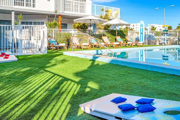 Outdoor pool, a heated pool