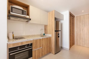 Private kitchen - U-GO Edificio Ambar Roca en Rodadero Sur (Santa Marta)