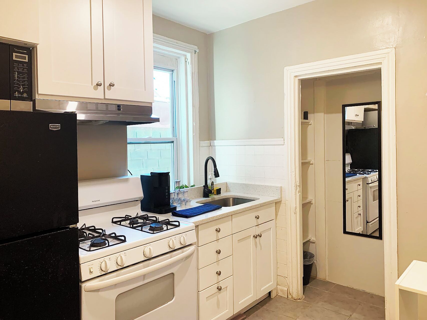 Mikrobølgeovn, ovn og kokeplater