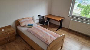 1 bedroom, WiFi, bed sheets