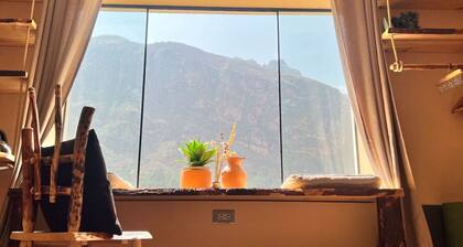Spacious Studio in Prime Area w/ Views, Top Wifi