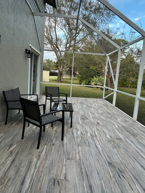 Terrace/patio - Pet friendly, renovated HOME close to WEF, shopping, amenities, & attractions (Wellington)