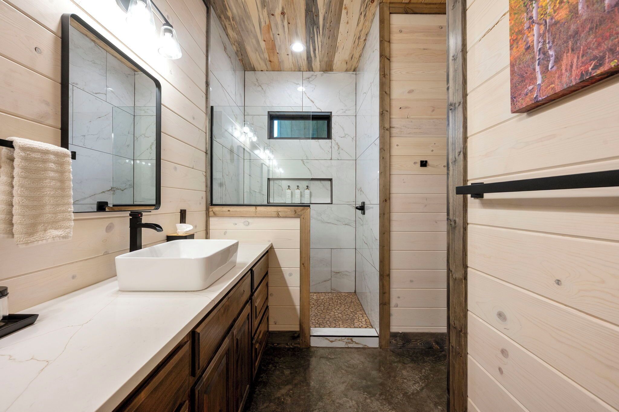 Shower, towels