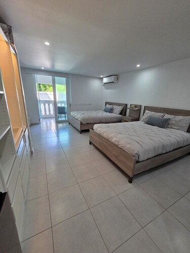 Cozy 1-bedroom apartment in Isabela  2 Queen Beds