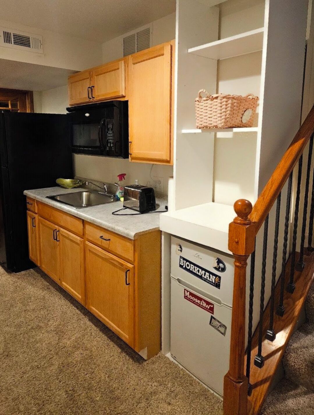 Microwave, dishwasher