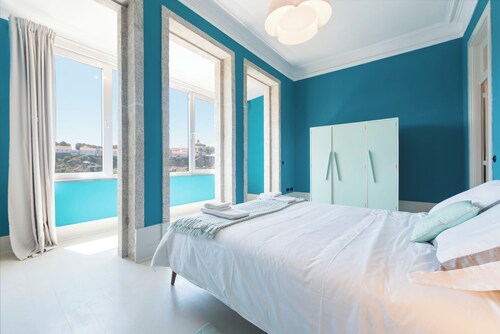 Miradouro - Town House with a breathtaking View