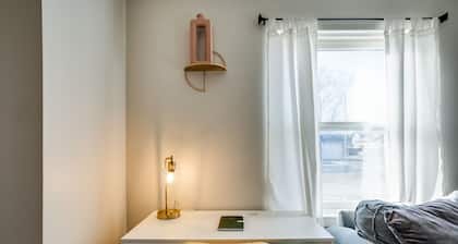 Short Drive to Local Hospitals. Fenced Lot + W/D