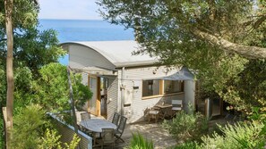 Outdoor dining - Wye View - A Wye favorite is back! (Wye River)