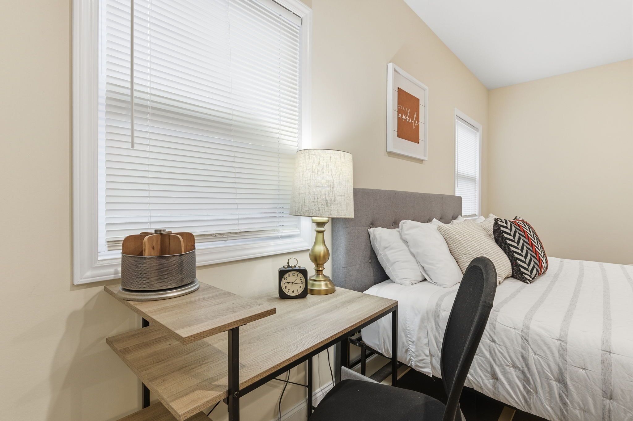 3 bedrooms, desk, travel cot, free WiFi