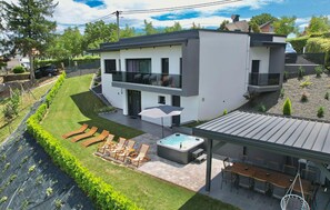 Outdoor dining - Amazing home in Varazdin Breg with sauna (Varazdin Breg)