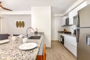 Private kitchen - Ventanas Ocean Front -V5-3B- 2 bed, 2 bath (Punta Chame)