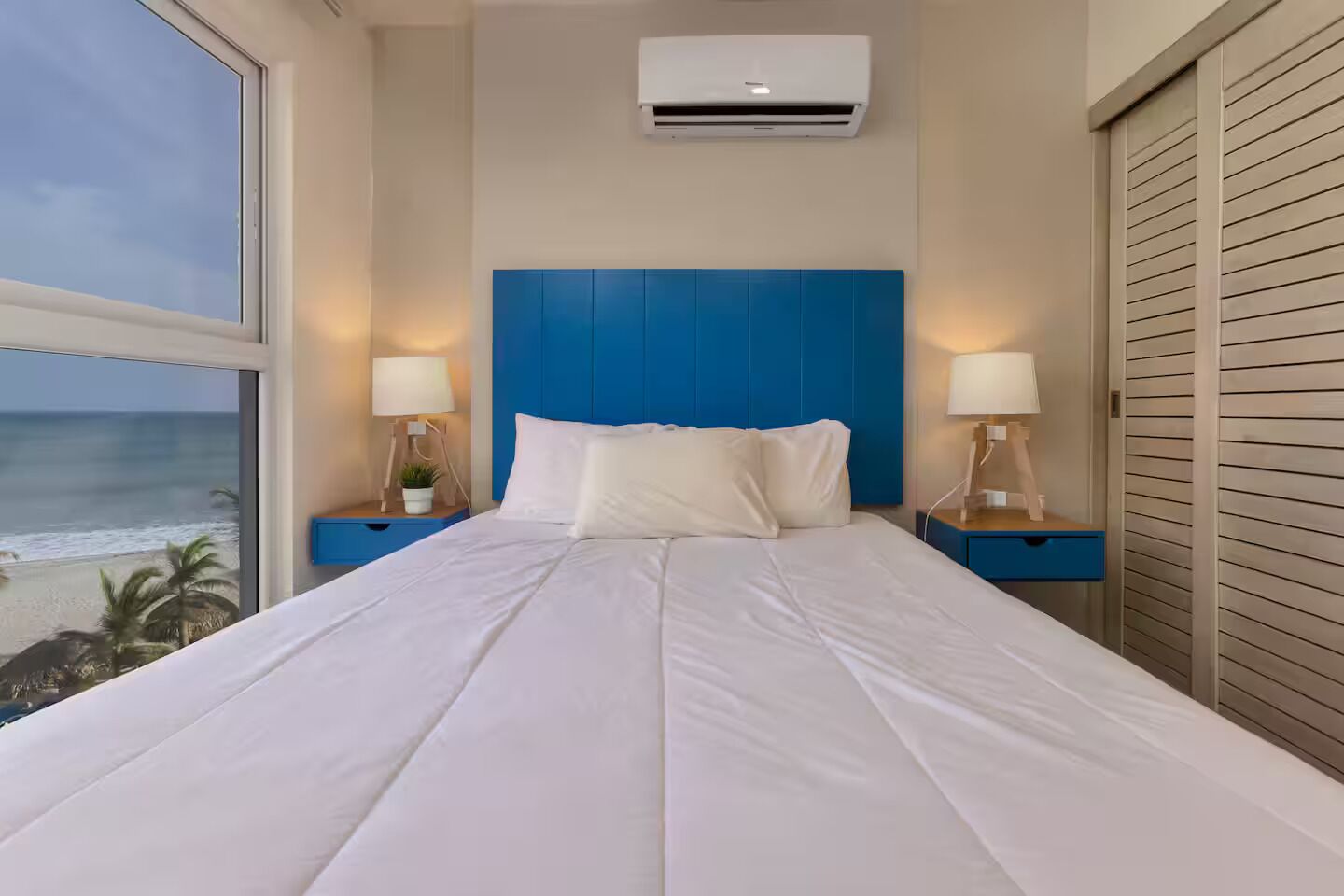 2 habitaciones, tabla de planchar con plancha, wifi y ropa de cama 