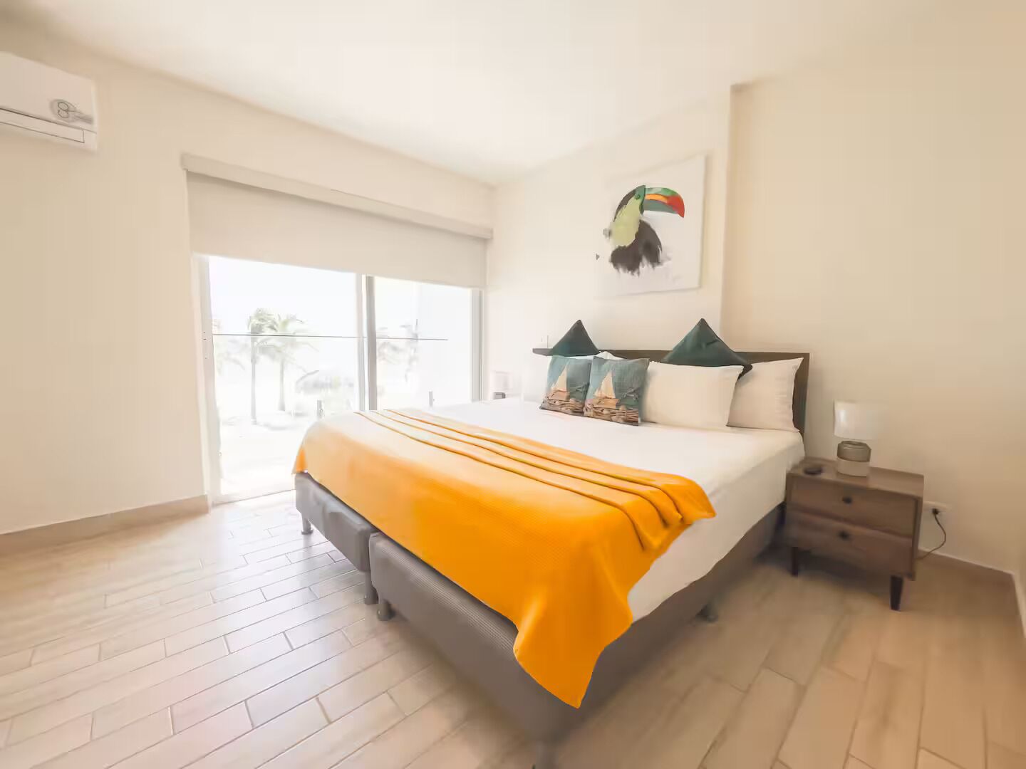 2 slaapkamers, een strijkplank/strijkijzer, wifi, beddengoed