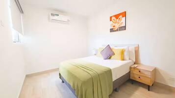 2 slaapkamers, een strijkplank/strijkijzer, wifi, beddengoed