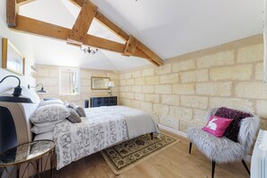 3 bedrooms, iron/ironing board, WiFi, bed sheets - Cottage du paradis | 06 pers ~ 10min Saint-Émilion (Vignonet)