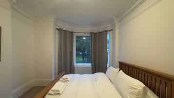 Strygejern/strygebræt, Wi-Fi, sengetøj